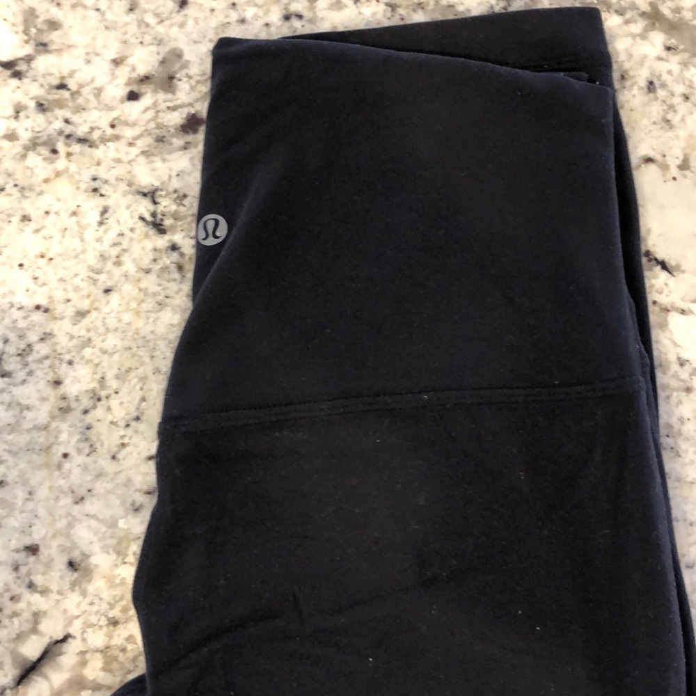 Lululemon Align Crop — Sz 6, 19”